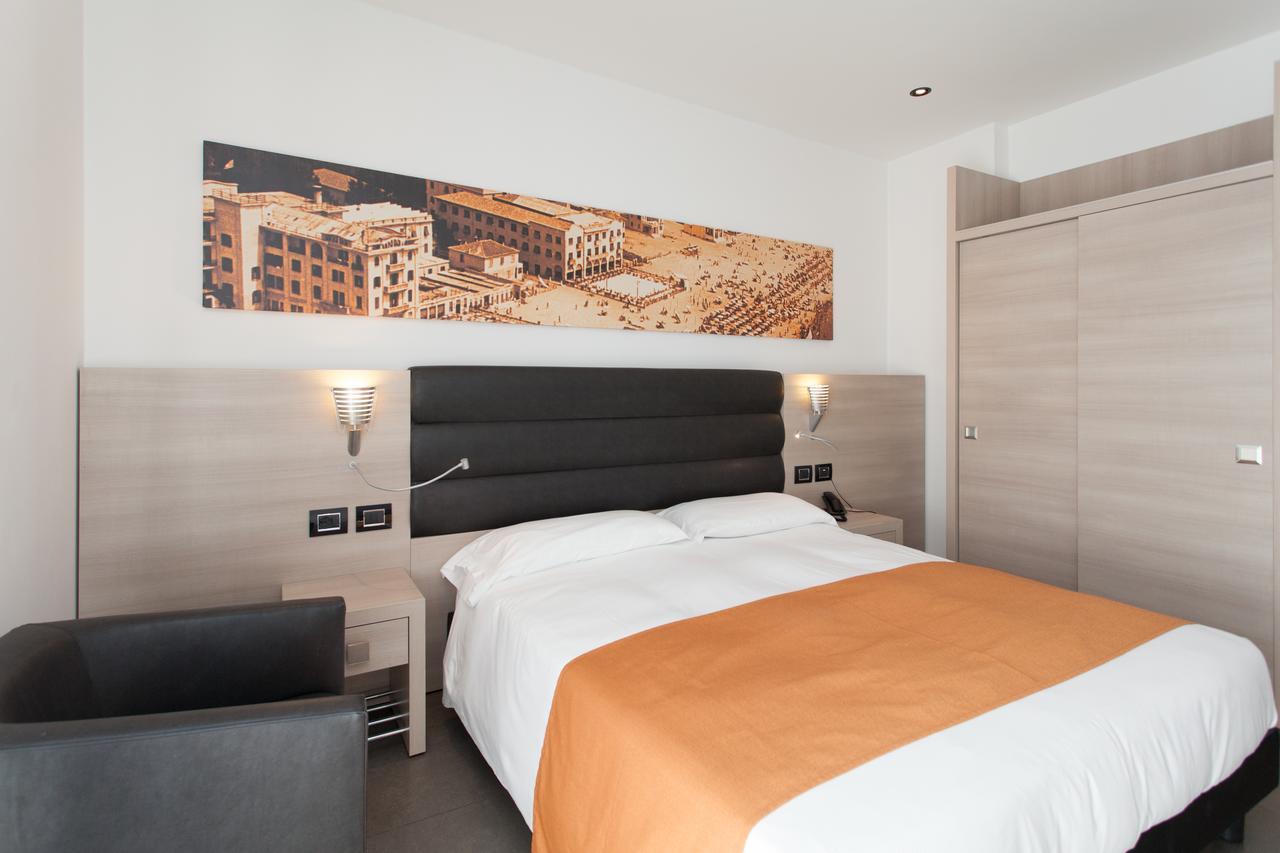 Classic Double or Twin Room Partial Sea View,664429827:JPEG